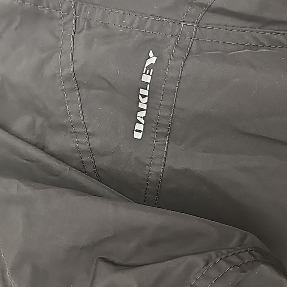 Oakley Men's Windbreaker - Picture 8 of 11